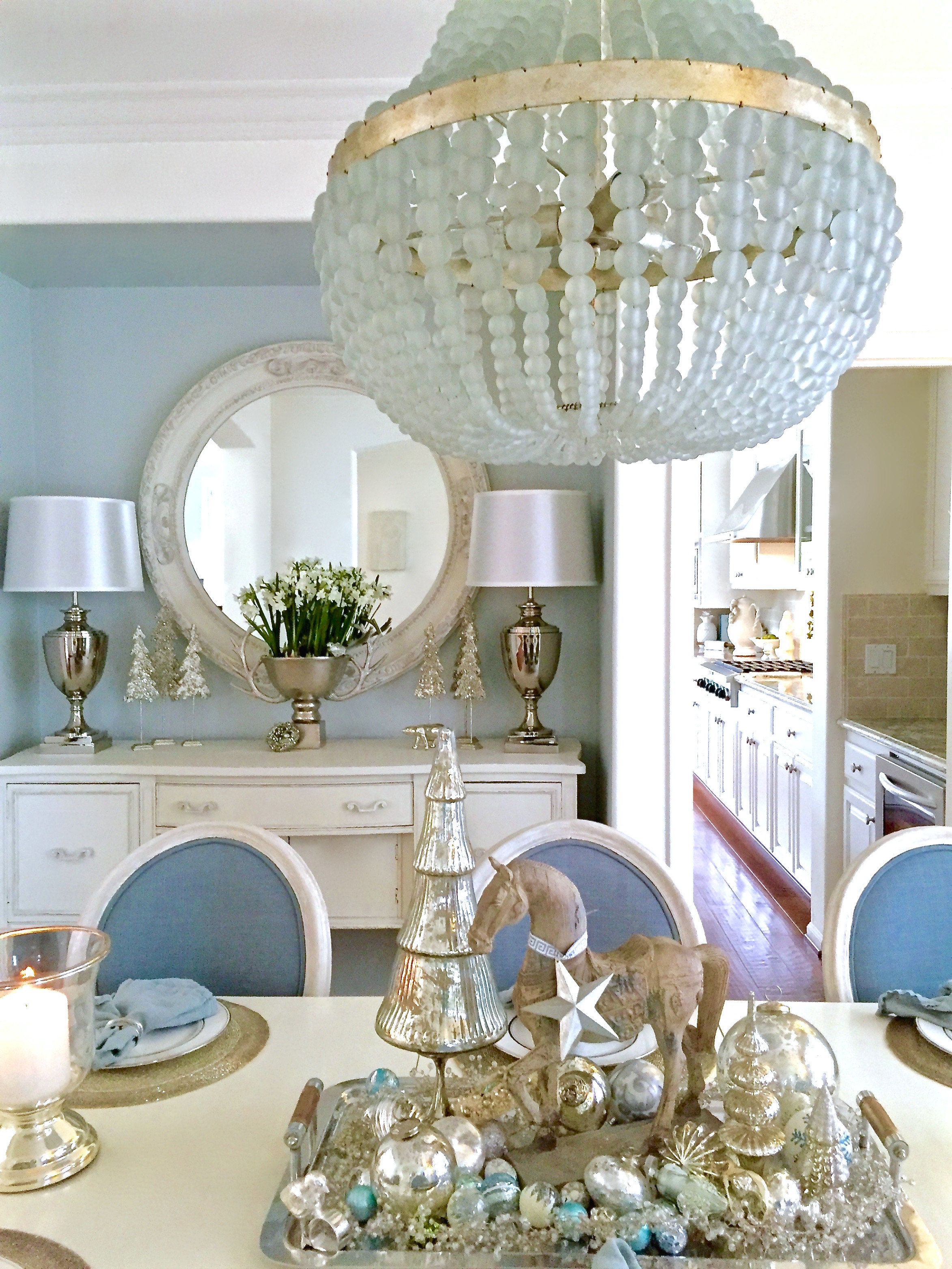 Blue and White Dining Room makeover. https://kristywicks.com