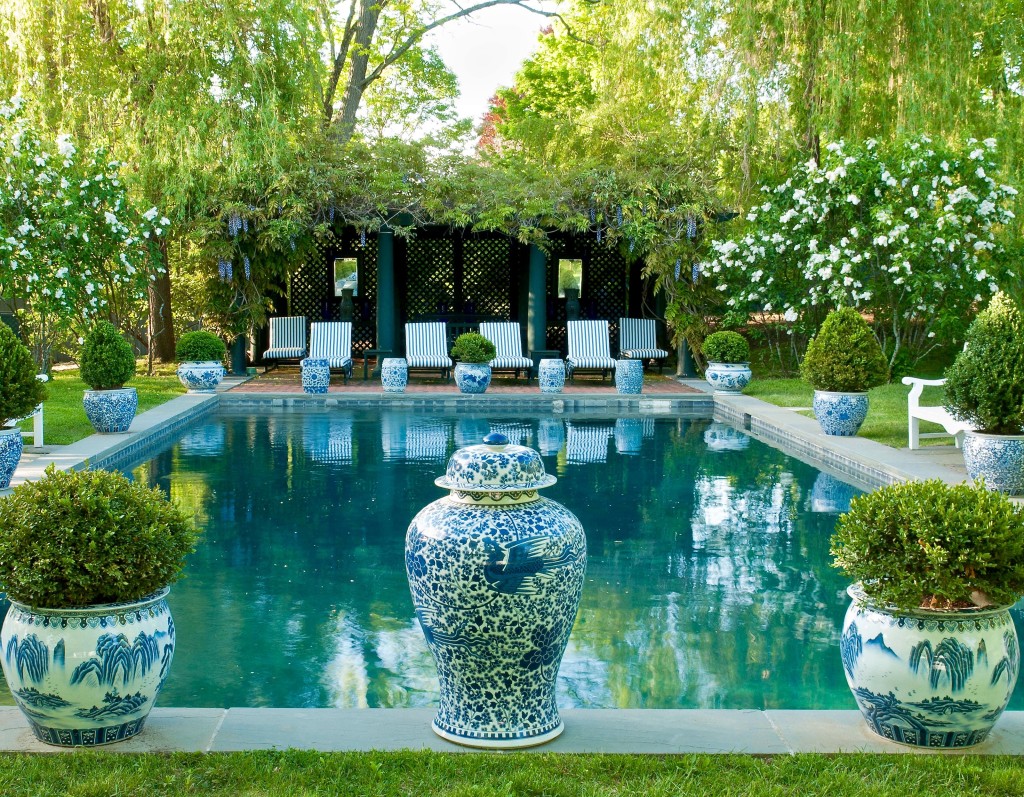 Decorating with Spring Planters & Urns - KristyWicks.com