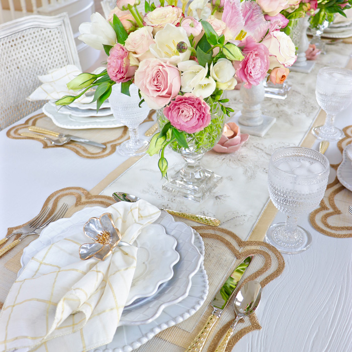 Setting the Perfect Spring Brunch Table - The Sweetest Occasion