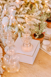 Cozy Holiday Home Decor - Loveliest Looks of Christmas