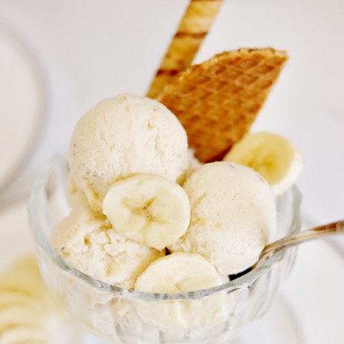 Amazing Homemade Banana Ice Cream Recipe - Scattered Thoughts of a Crafty  Mom