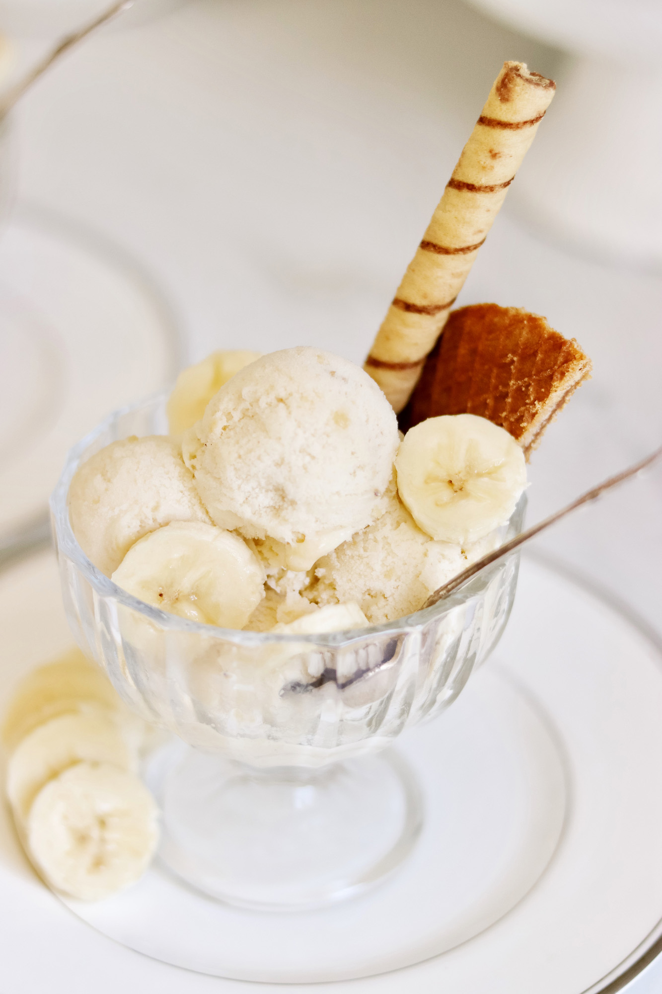 Banana Ice Cream Recipe - Jeff's homemade recipe that is both delicious and fun for all! You can make it full-fat or low-fat, even sugar-free. | Kristy Wicks