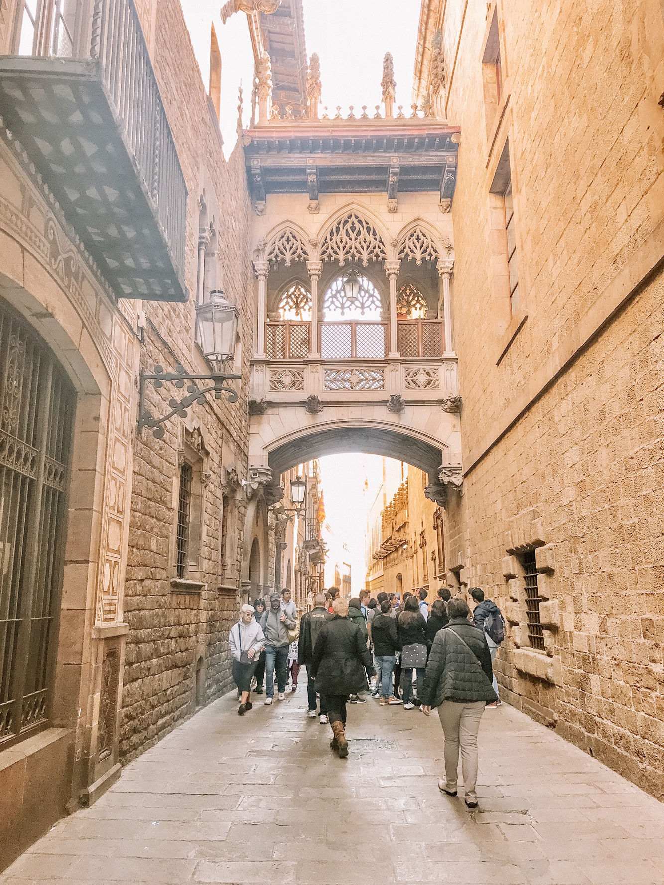 Barcelona Travel Guide - Where to stay, eat and play in one of the most popular cities in Spain! One of our favorite cities.