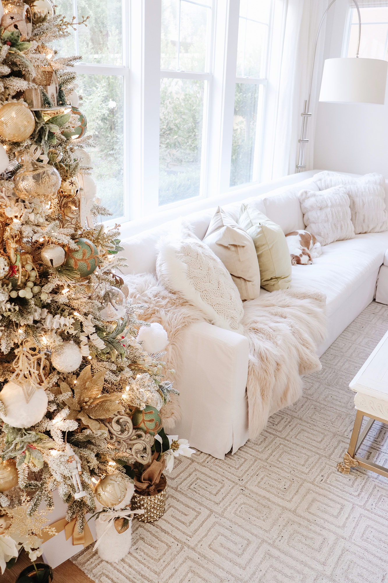 Cozy Christmas Decor - My Family Room! Showcasing my green, gold & white themed Christmas tree. My style is natural & neutral this year.. all links/sources.