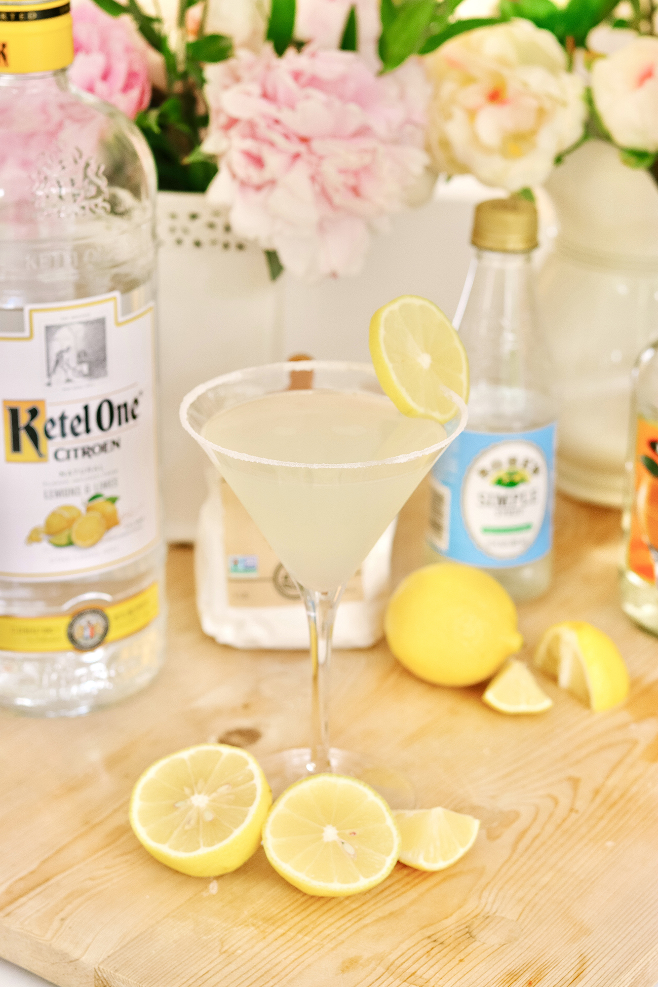 Jeff's Lemon Drop Recipe -  Delicious and easy summer drink option for any occasion! Perfect drink recipe for those warm evenings. 